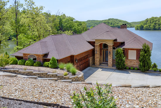luxury home builder lake ozarks